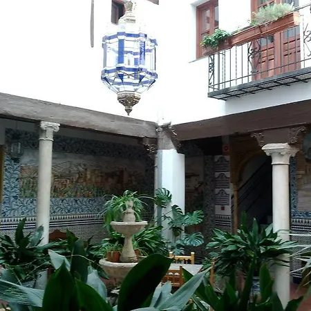 Gasthuis San Joaquin 2*