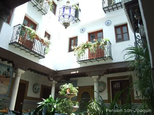 San Joaquin Penzion Granada